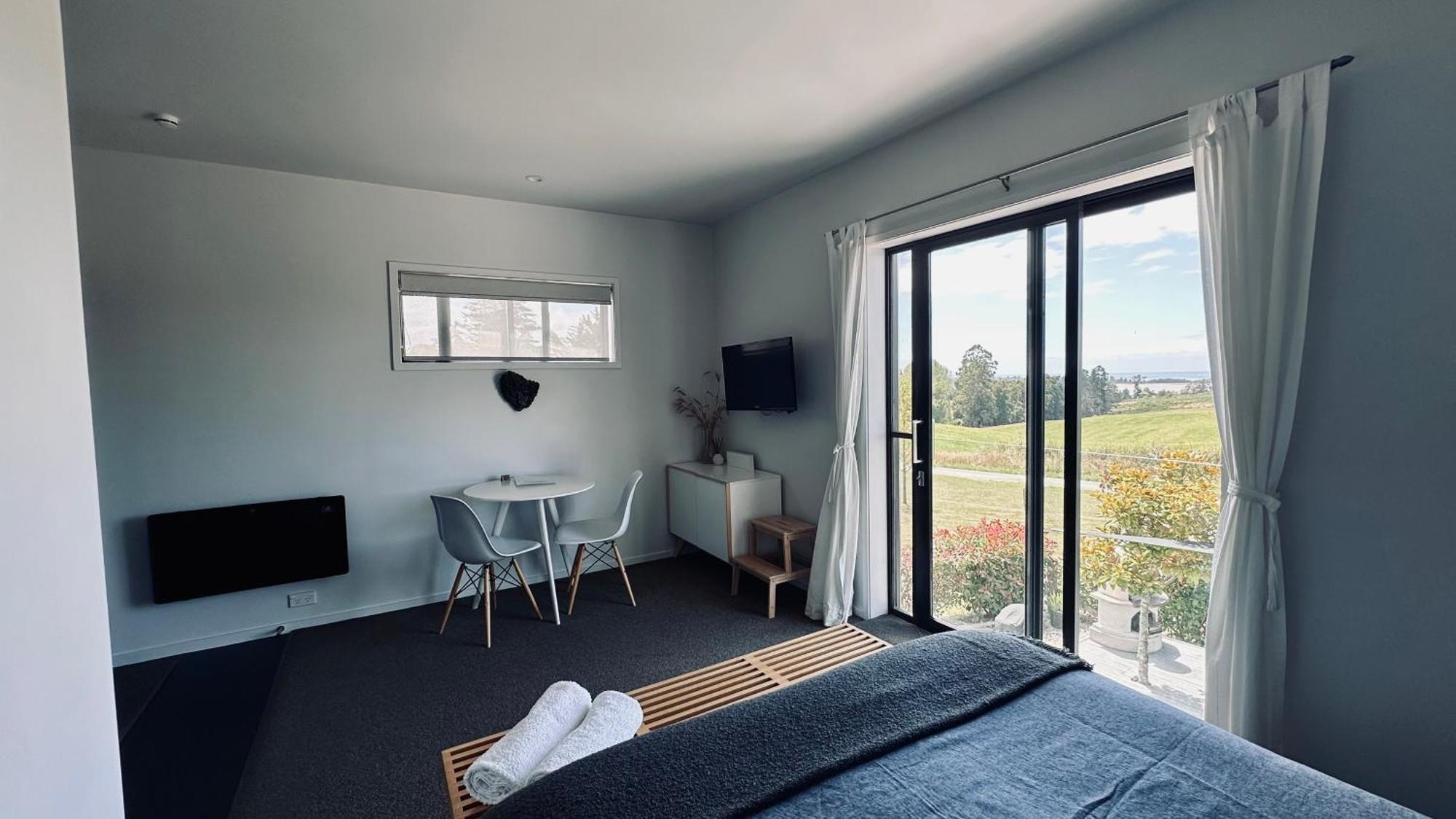Tasman View Accommodation Lower Moutere Room photo